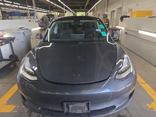 Gray 2018 Tesla Model 3 Long Range