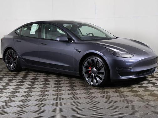 Midnight Silver Metallic 2022 Tesla Model 3 Performance