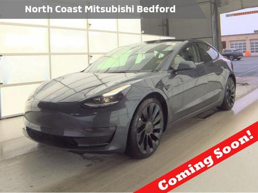 Midnight Silver Metallic 2022 Tesla Model 3 Performance