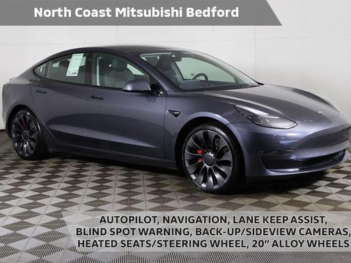 Midnight Silver Metallic 2022 Tesla Model 3 Performance
