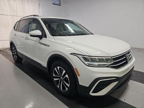 Pure White 2023 Volkswagen Tiguan 2.0T S