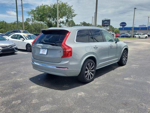 2024 Volvo XC90 B5 Core Bright Theme