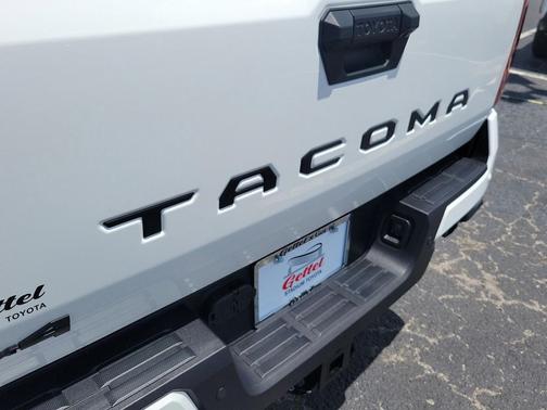 2025 Toyota Tacoma TRD Off Road