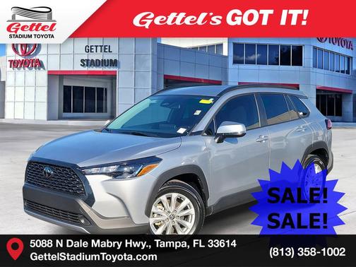 2024 Toyota Corolla Cross LE