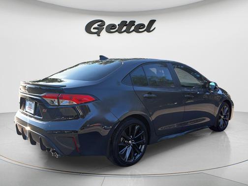 Underground 2025 Toyota Corolla SE