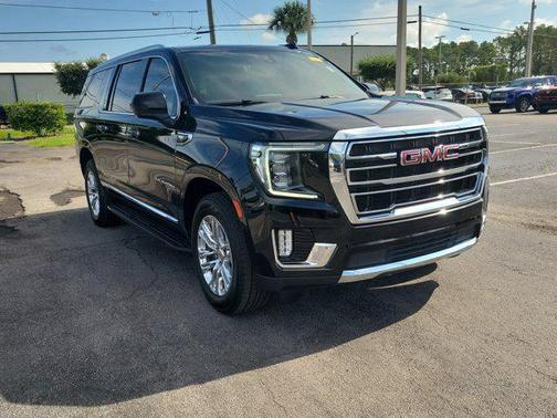 2021 GMC Yukon XL SLT