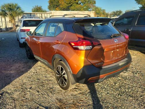 2018 Nissan Kicks SR