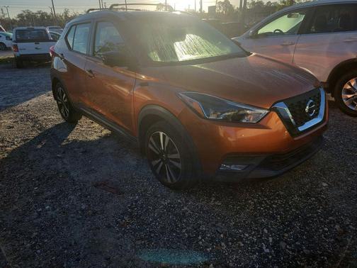 2018 Nissan Kicks SR