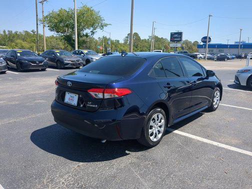 2024 Toyota Corolla Hybrid LE