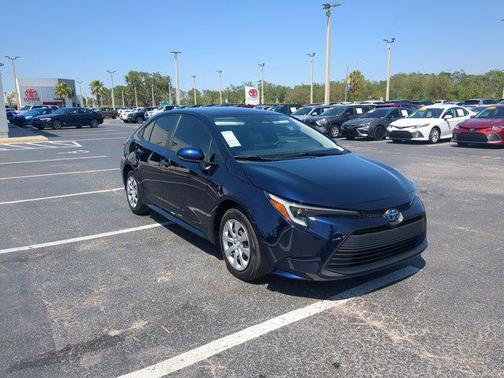 2024 Toyota Corolla Hybrid LE