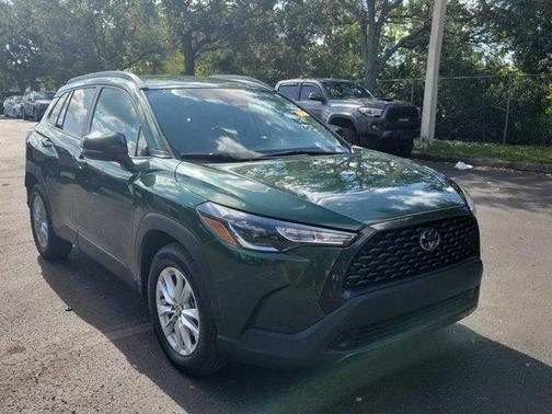 2023 Toyota Corolla Cross LE
