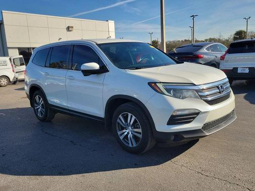 2017 Honda Pilot EX