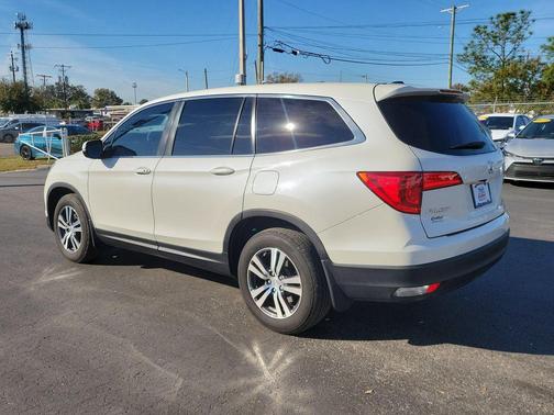 2017 Honda Pilot EX