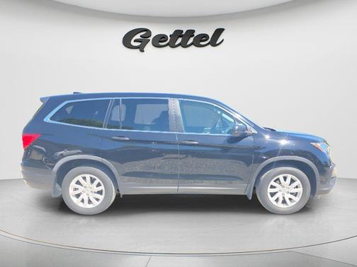 Crystal Black Pearl 2019 Honda Pilot LX