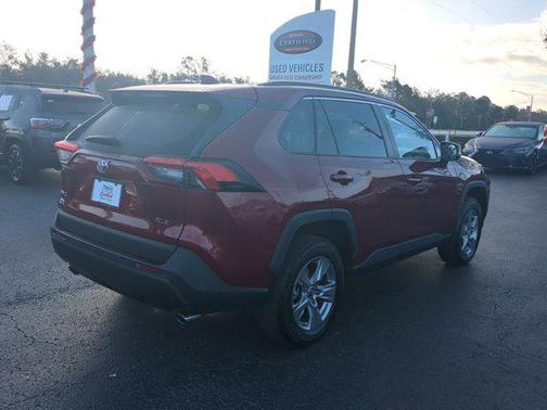 2022 Toyota RAV4 XLE