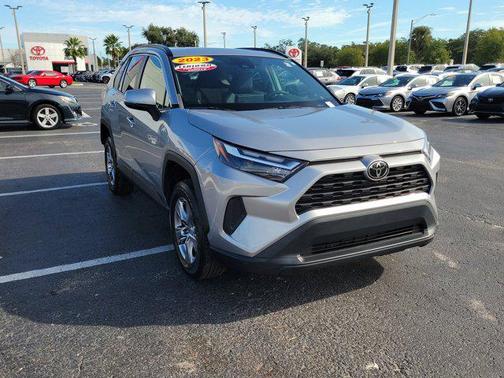 2023 Toyota RAV4 XLE