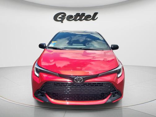 Finish Line Red/Midnight Black Metallic 2026 Toyota Corolla SE