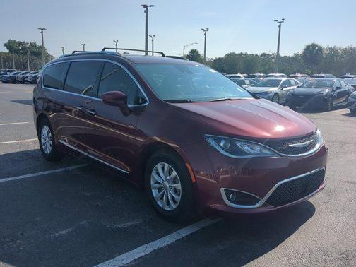 2019 Chrysler Pacifica Touring L