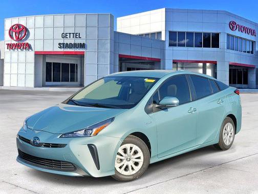 2022 Toyota Prius LE
