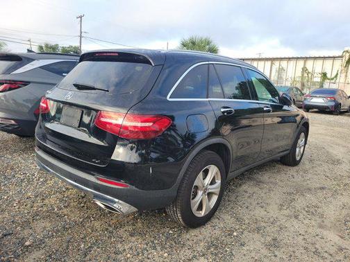 2018 Mercedes-Benz GLC 300 Base