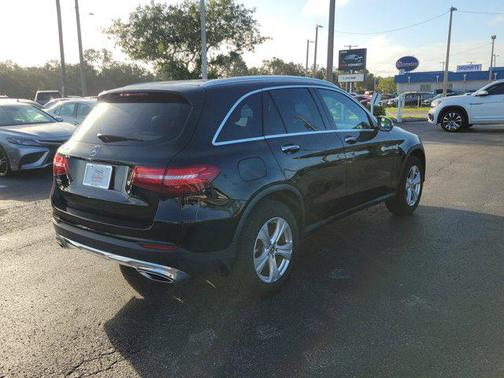 2018 Mercedes-Benz GLC 300 Base