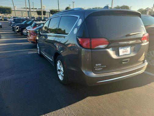 2019 Chrysler Pacifica Touring-L Plus