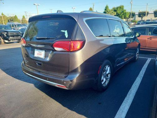 2019 Chrysler Pacifica Touring-L Plus
