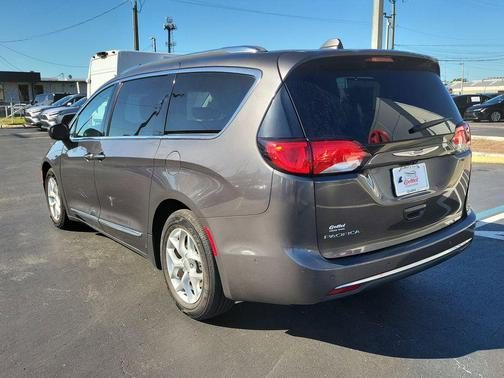2019 Chrysler Pacifica Touring-L Plus