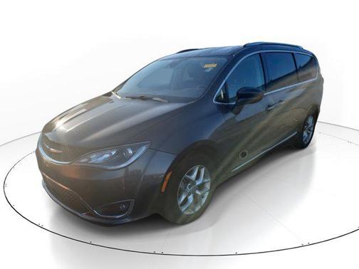 2019 Chrysler Pacifica Touring-L Plus
