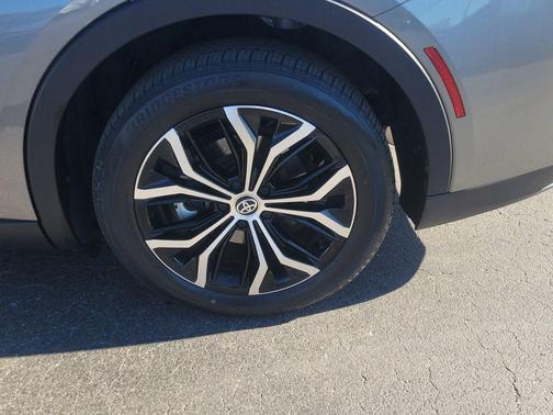 2024 Toyota Crown Limited