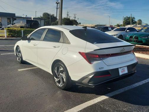 2025 Hyundai ELANTRA Sport