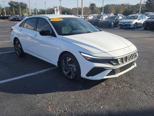 2025 Hyundai ELANTRA Sport