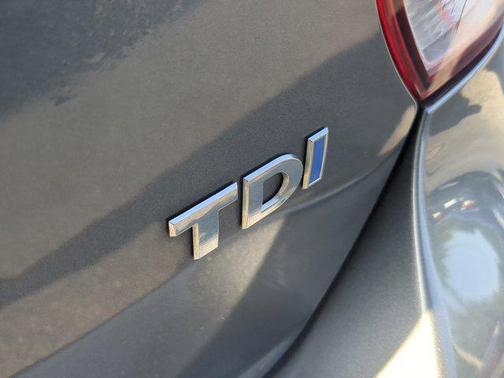 2012 Volkswagen Jetta SportWagen TDI