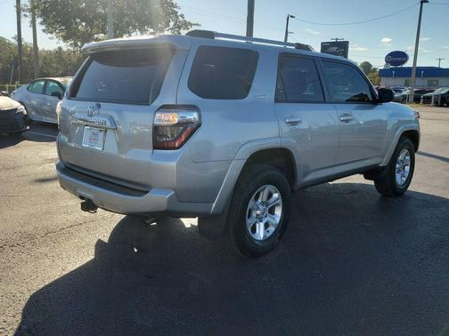 2022 Toyota 4Runner SR5