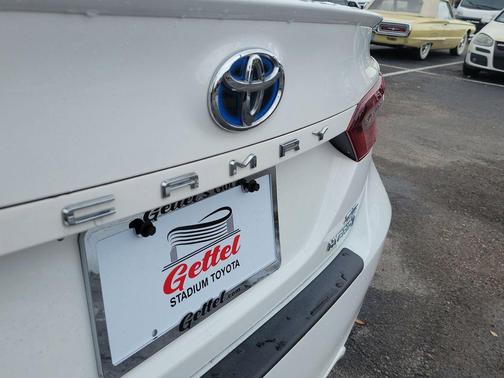 2023 Toyota Camry SE