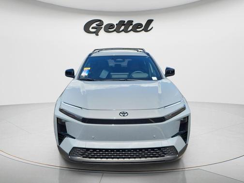 Cement 2026 Toyota C-HR SE