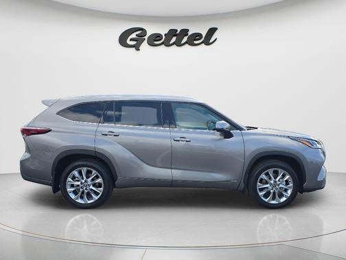 Heavy Metal 2026 Toyota Highlander Hybrid Limited
