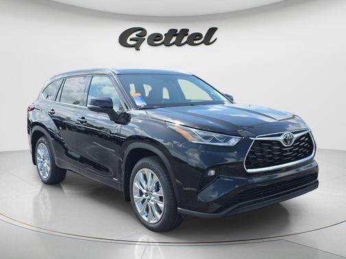 Midnight Black Metallic 2026 Toyota Highlander Hybrid Limited