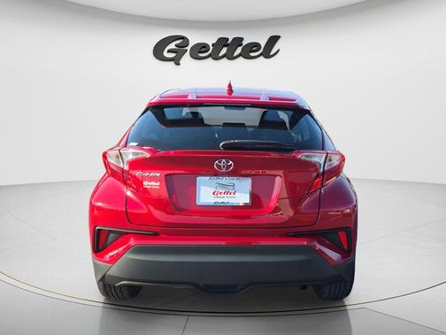 Supersonic Red 2020 Toyota C-HR XLE
