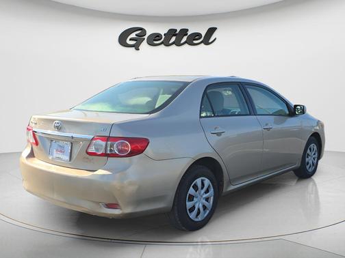 Sandy Beach Metallic 2011 Toyota Corolla LE
