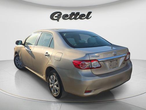 Sandy Beach Metallic 2011 Toyota Corolla LE