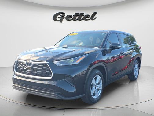 Midnight Black Metallic 2023 Toyota Highlander L