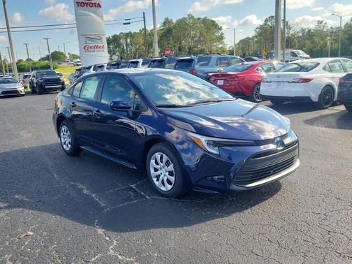 2025 Toyota Corolla Hybrid SE