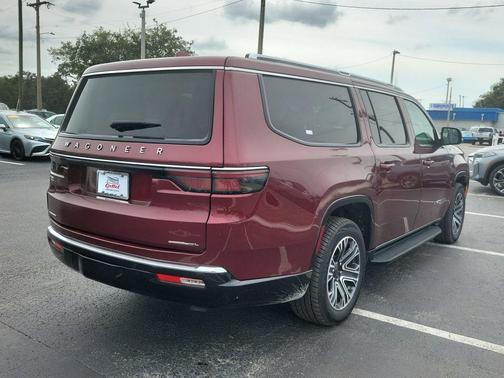 2023 Jeep Wagoneer L Series II 4x4