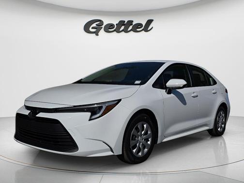 Ice Cap 2026 Toyota Corolla Hybrid SE