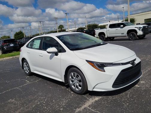 2026 Toyota Corolla LE