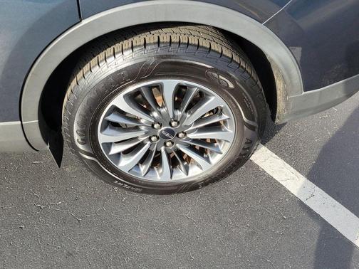 2021 Lincoln Nautilus Standard