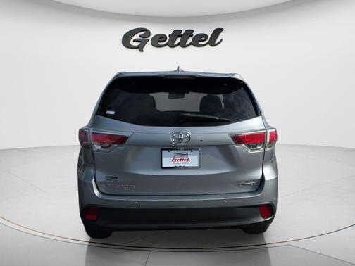 Silver Sky Metallic 2016 Toyota Highlander Limited