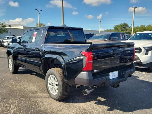 2025 Toyota Tacoma SR