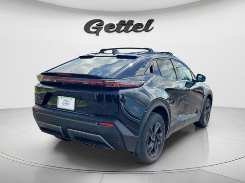 Midnight Black Metallic 2026 Toyota C-HR SE